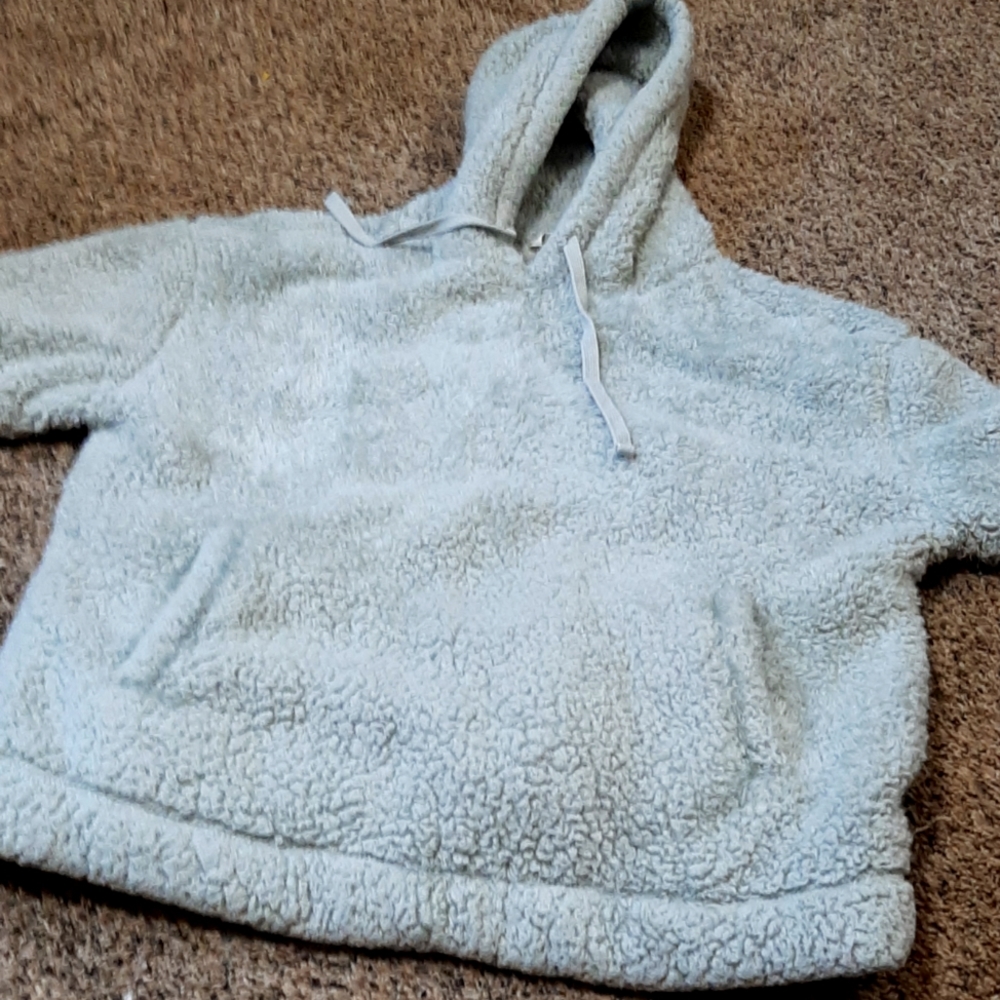 Fluffy sweatshirt